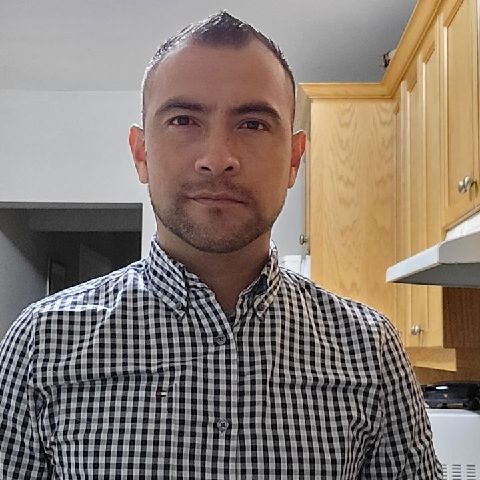 Nomms is Single in York, Ontario, 2