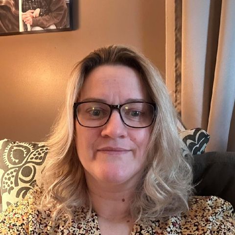 lovememe43 is Single in Ontario, California, 4