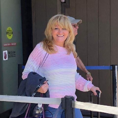 HappyLife26 is Single in PUYALLUP, Washington, 2