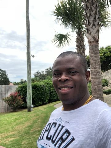 Smiling2face is Single in FLINT, Michigan, 5