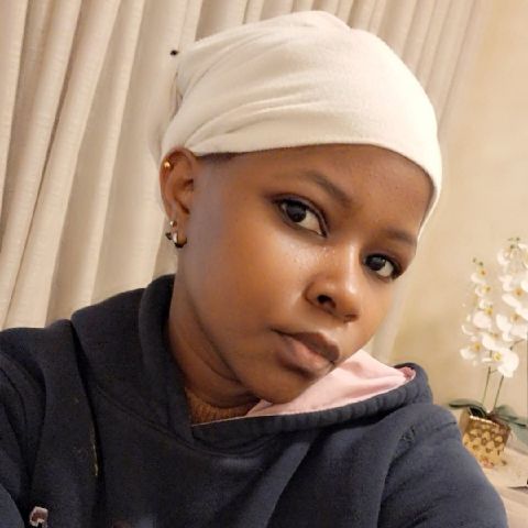 Sheilah68 is Single in London, England, 3