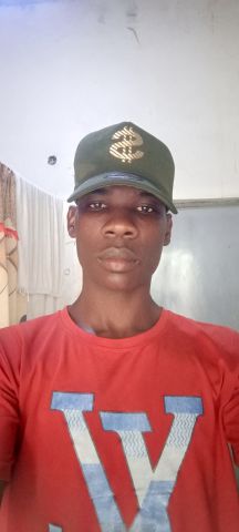 Brian32rdc is Single in Hima, Kasese, 2