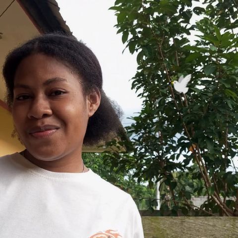 Ester2811004
