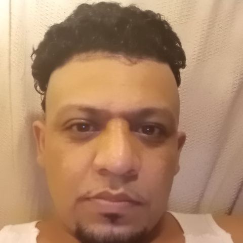 Angeleo is Single in Hilton Head Island, South Carolina, 2