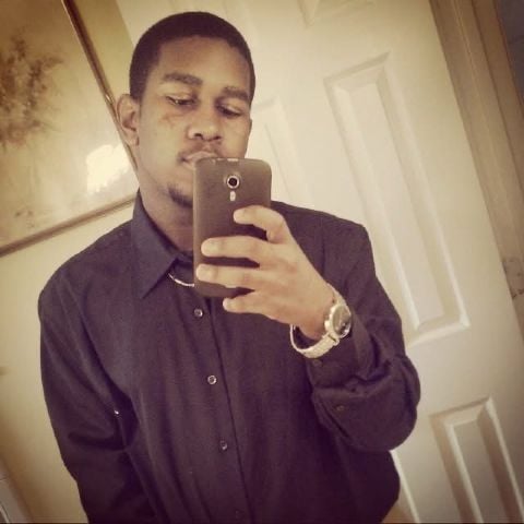 kenjno is Single in delices, Saint Peter, 2