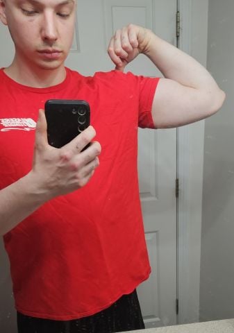 Eric1483 is Single in Fowlerville, Michigan, 3