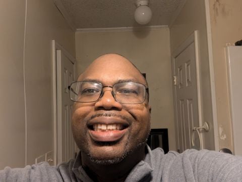 Montgoldston is Single in Pittsboro, North Carolina, 4