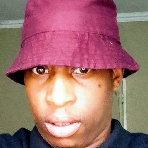 Tumelo33