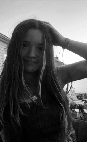 Briluvsdance123 is Single in pawtucket, Rhode Island, 3