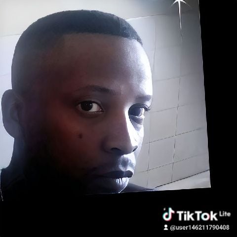 Luvuyo451
