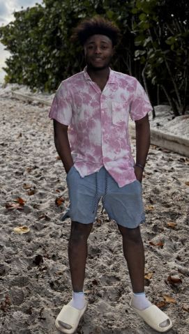 Bendjisly is Single in Naples, Florida, 2