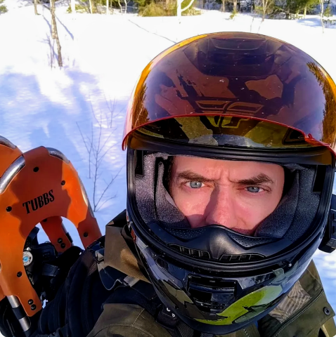 LiveItOut is Single in MARQUETTE, Michigan, 2