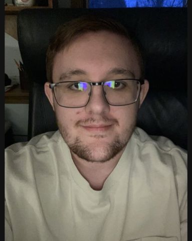 Broc02 is Single in Kalamazoo, Michigan, 4