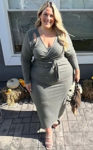 LovelyDovey is Single in DAYTON, Ohio, 4