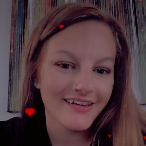 Brittiany is Single in Decatur, Alabama, 7