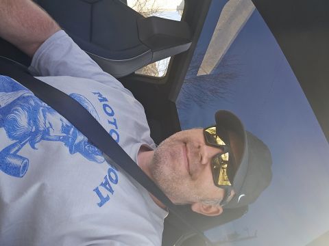 Fozzydabeer is Single in West Lafayette, Indiana, 4