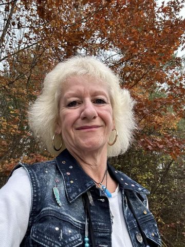 Kim101050 is Single in Santa Fe, New Mexico, 4