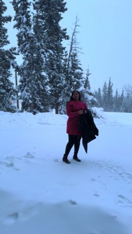 Delfina76 is Single in Whitehorse, Yukon Territory, 4