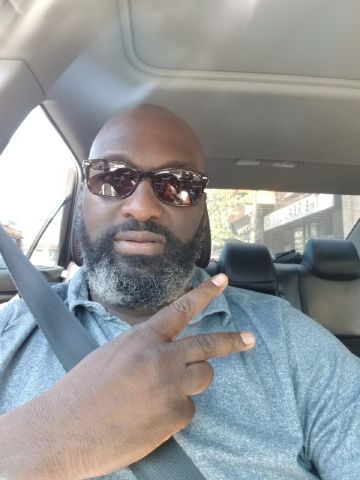 Mikehen is Single in NORTH YORK, Ontario, 1