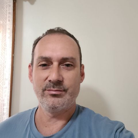 Wichitaguy is Single in Wichita, Kansas, 2