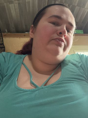 Sarahnjesus105 is Single in Leasburg, Missouri, 4