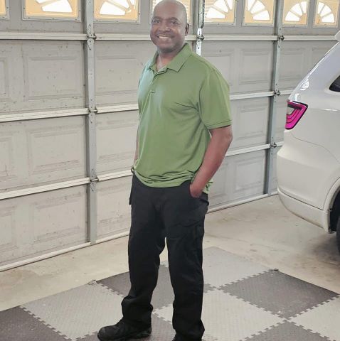 David2503 is Single in Glendale, California, 4