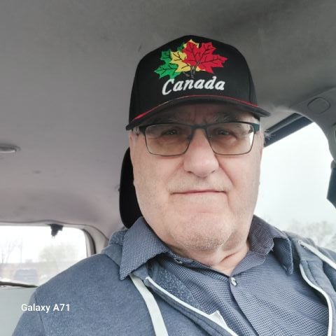 1GreatPhysician67 is Single in CHATHAM, Ontario, 2