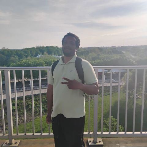 JeanNavarro is Single in Louisville, Kentucky, 3