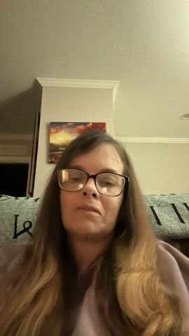 Stephaniewright is Single in Magnolia, Ohio, 3