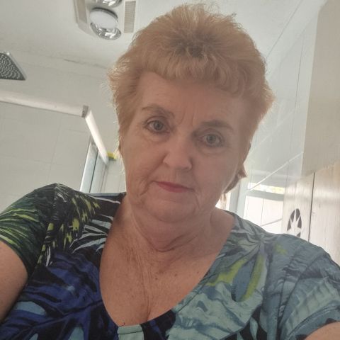 Cherie1962 is Single in Wellington, New South Wales, 2