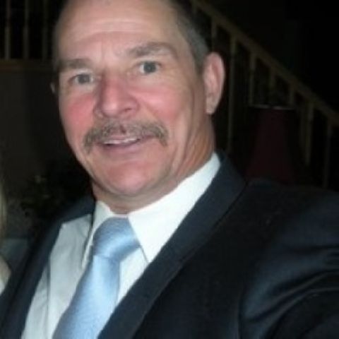DanJet77 is Single in NASHVILLE, Tennessee, 1