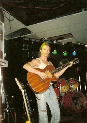 DanJet77 is Single in NASHVILLE, Tennessee, 2