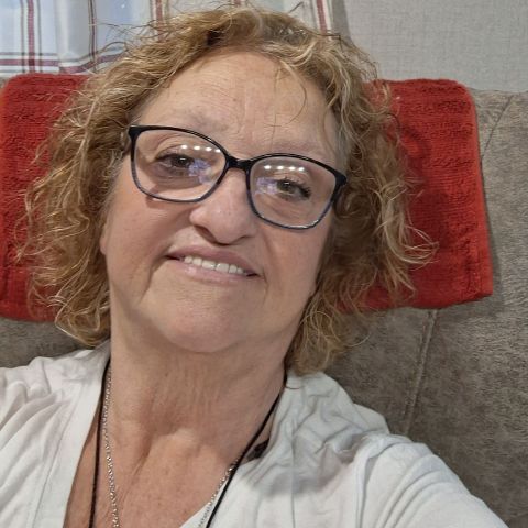 Beth6063 is Single in Cleveland, Texas, 2
