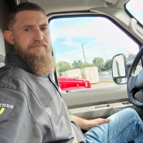 CodeyB33 is Single in Oklahoma City, Oklahoma, 2