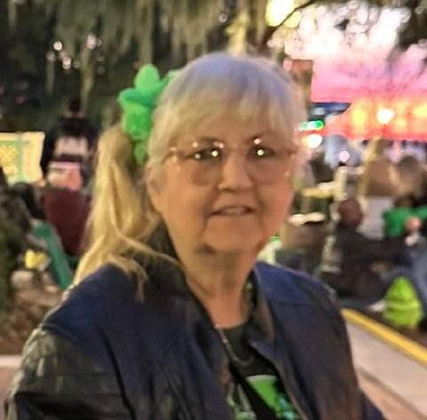 Lorrie58