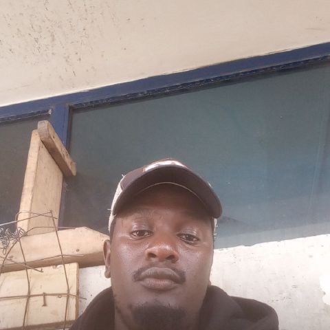 John098700