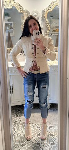theresa1123 is Single in Miami, Florida, 4