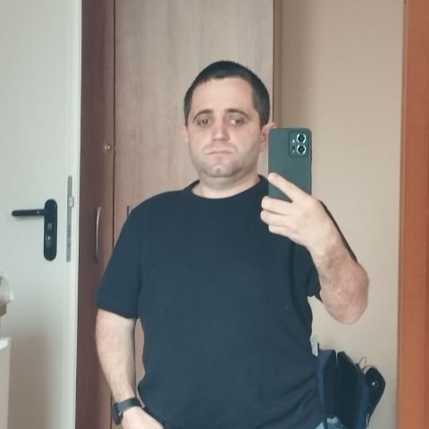 Vasil_Georgiev is Single in Shumen, Shumen, 4