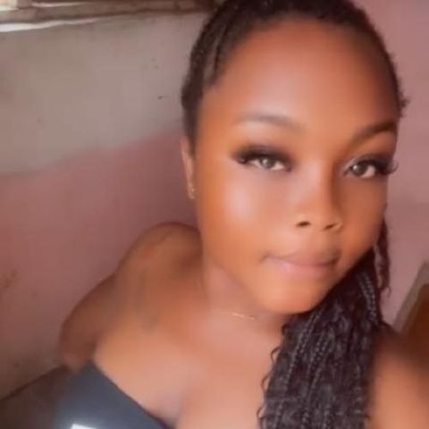 Nessaweeks90 is Single in Yellowknife, Northwest Territories, 2