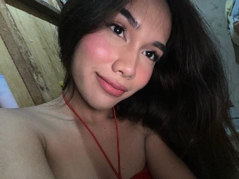 Keira19