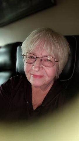 Echosepiphany is Single in MCPHERSON, Kansas, 2