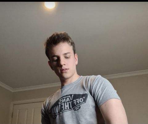 Demins is Single in Brandon, Manitoba, 3