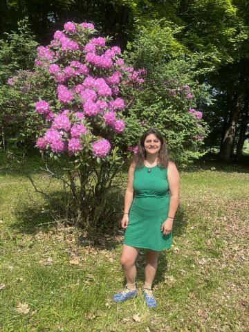 DanielleKFarino is Single in Burlington, Vermont, 2