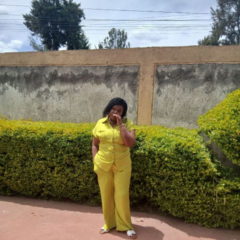 Gladys255