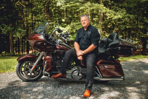 1Steve is Single in SAYLORSBURG, Pennsylvania, 2