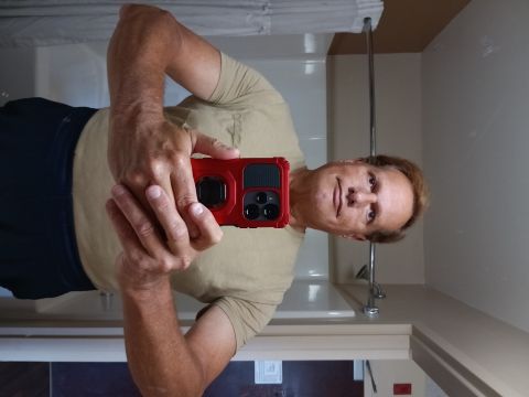 Blrwj is Single in Los Angeles, California, 2