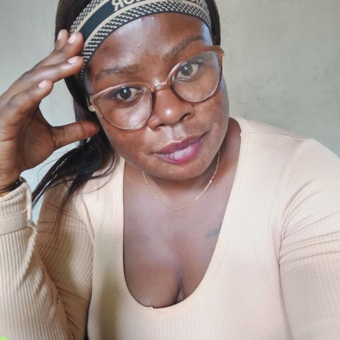 Bridget49
