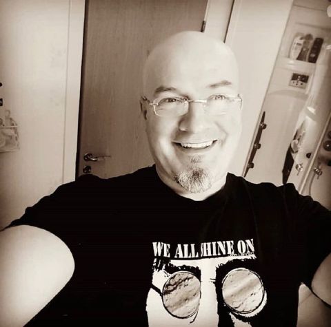 latikerrichard is Single in manchester, Connecticut, 4