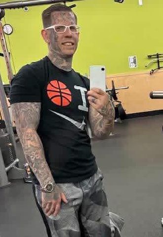 tattedbadboy0529