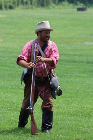 Eddie87 is Single in Harrodsburg, Kentucky, 2